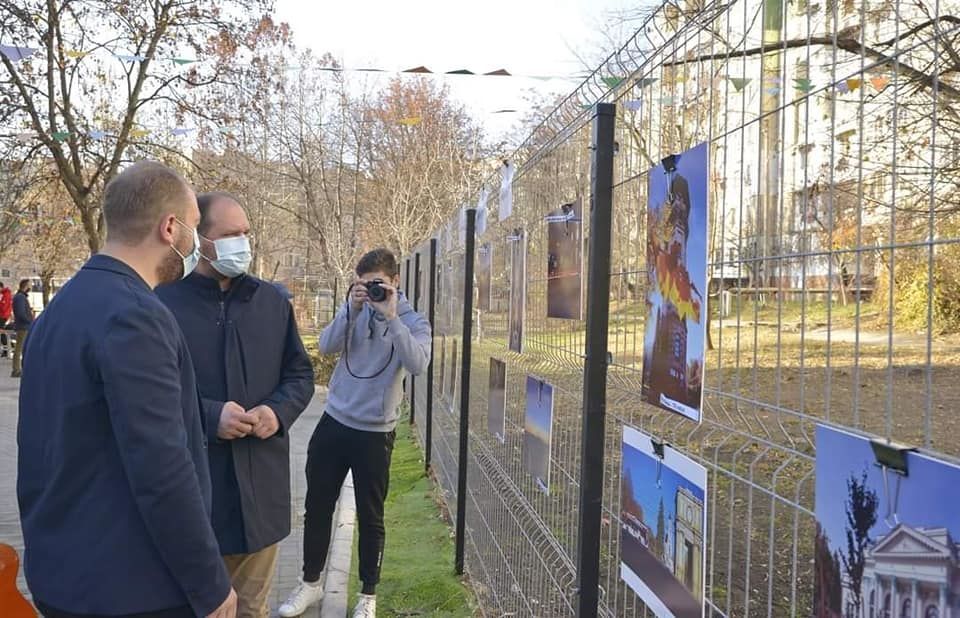В столичном секторе Чеканы открылся Сквер молодежи