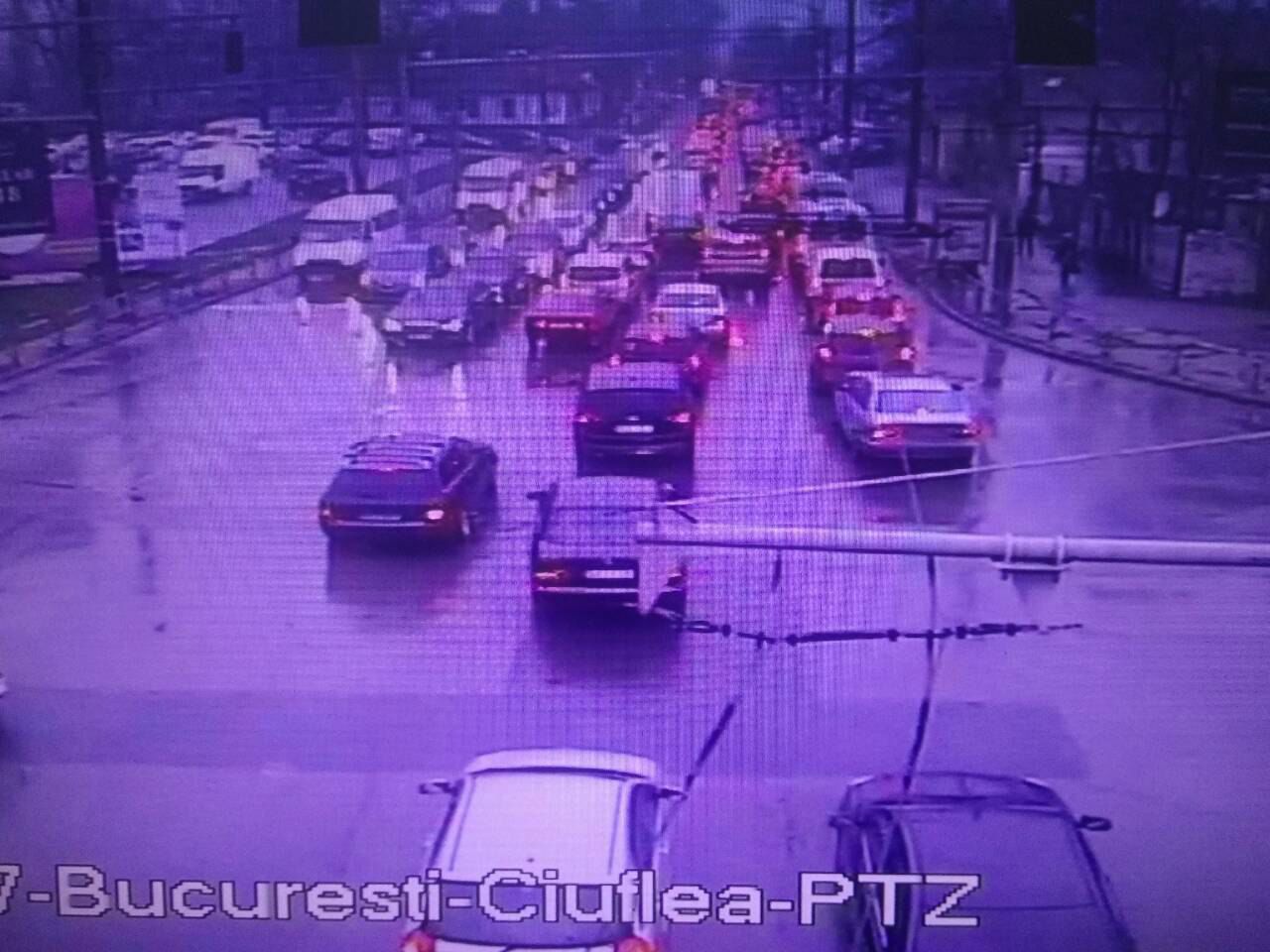 InfoTrafic 17:00: Harta ambuteiajelor din Capitală. Străzi de evitat