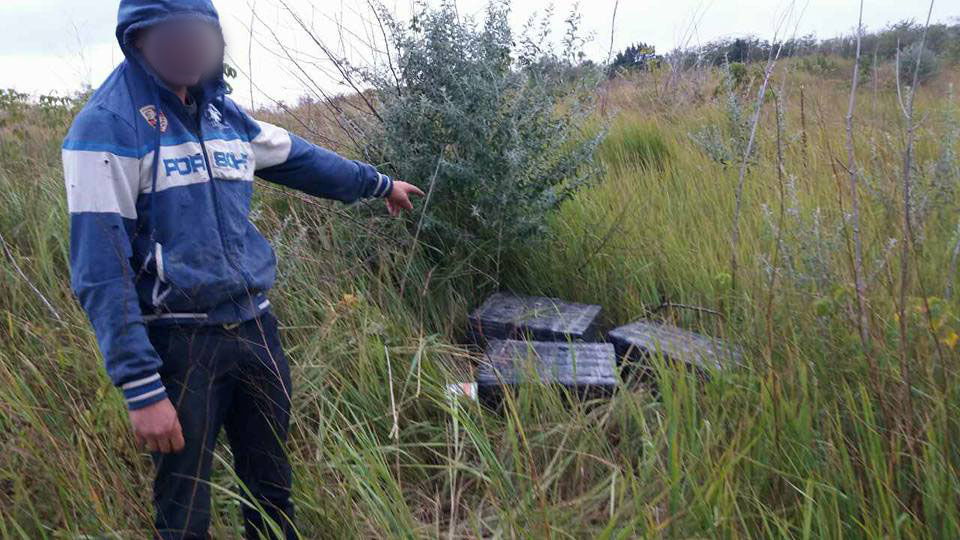 70.000 de țigarete, urmau să ajungă ilegal în România