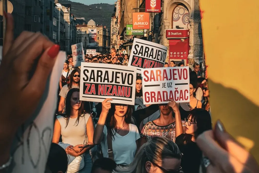 Босния шокирована убийством в прямом эфире в Instagram: люди протестуют