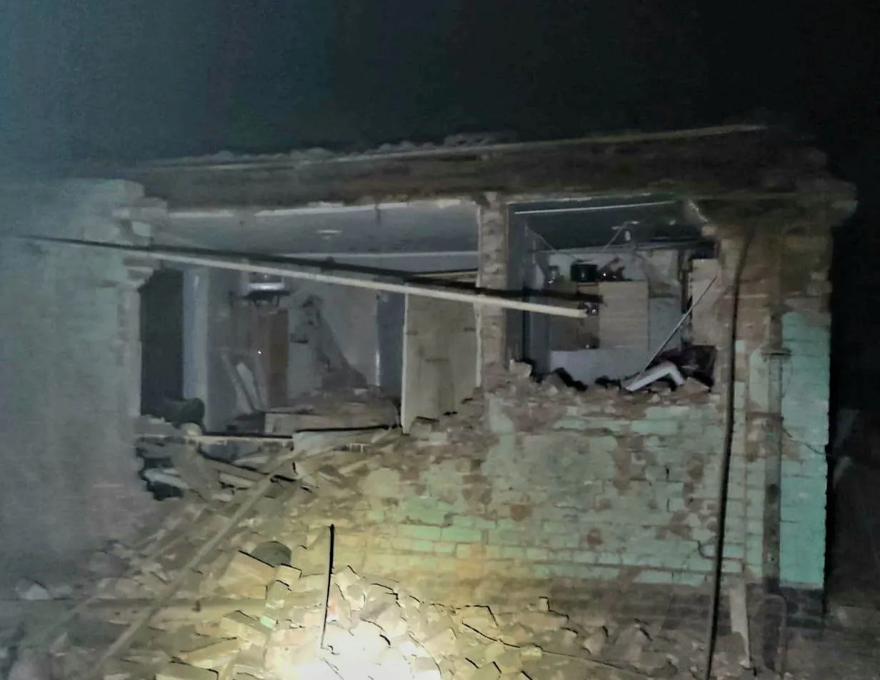 В Украине сообщают об обстрелах Никопольского района: двое пострадавших
