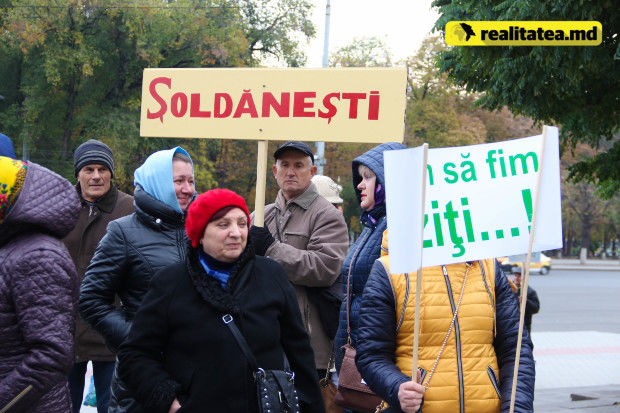 Патентообладатели протестовали у правительства и парламента
