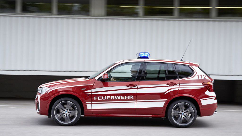 BMW будет выпускать автомобили для полиции и экстренных служб