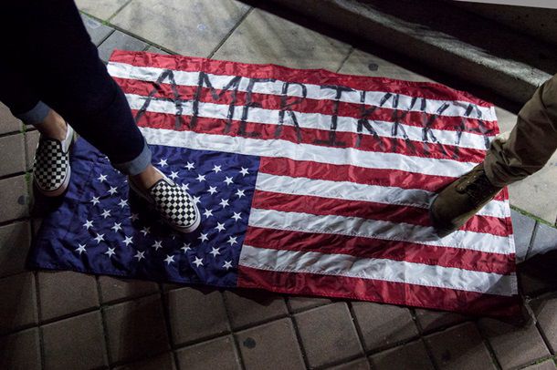 В США третий день подряд протесты против Трампа