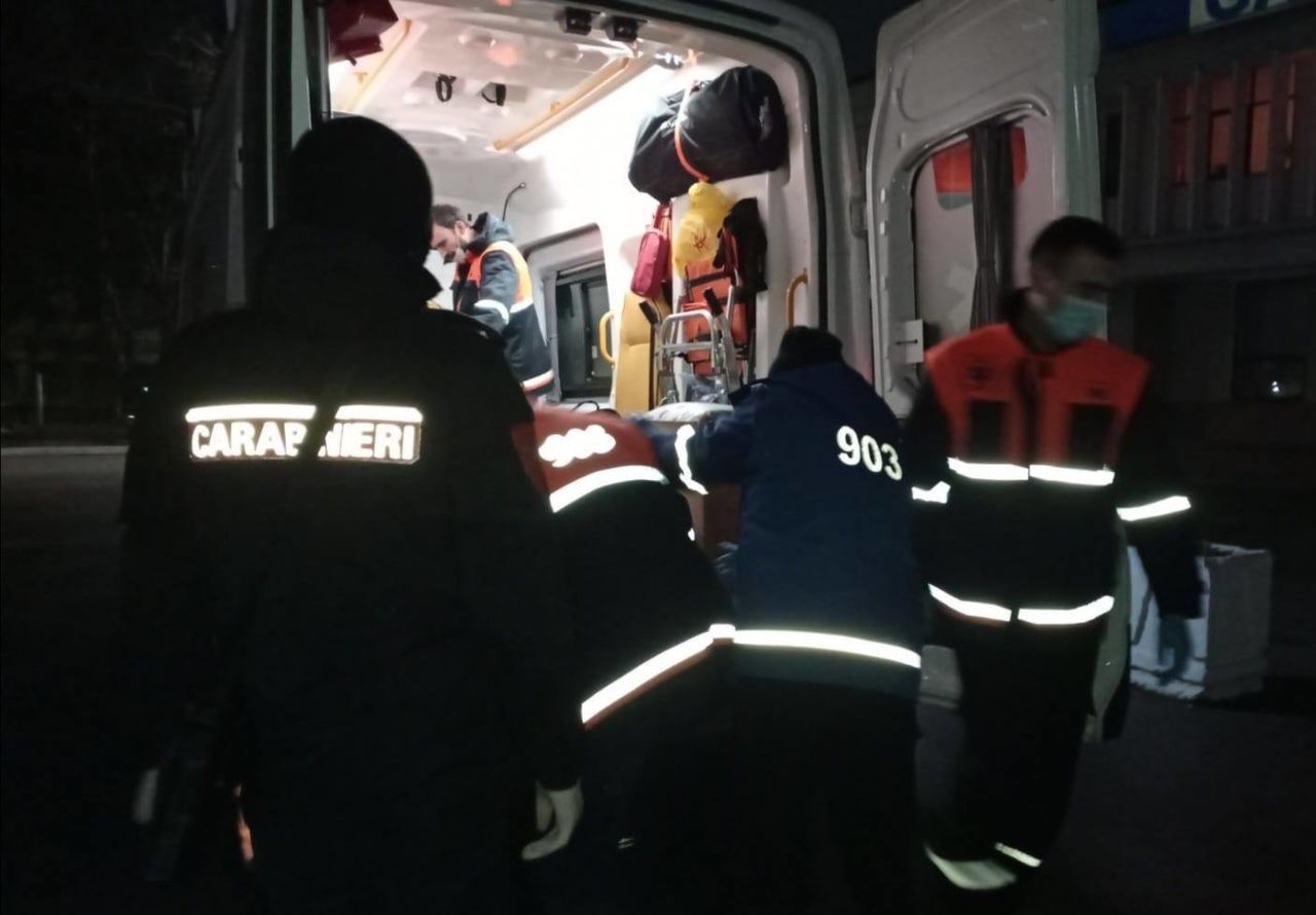В Бельцах карабинеры спасли мужчину, лежавшего на улице без сознания