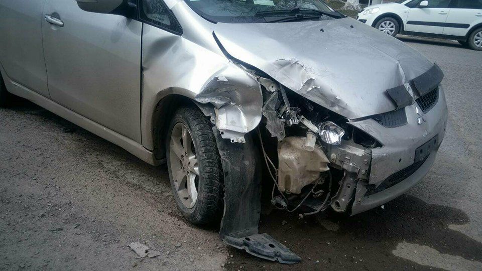 Машина кандидата в мэры Кишинева Андрея Нэстасе попала в ДТП в Бельцах