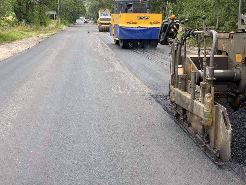 Подъездная дорога к коммуне Бэчой находится в процессе восстановления