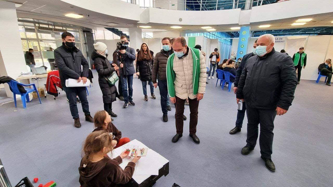 Ион Чебан призвал приходить на Moldexpo за необходимыми продуктами для беженцев