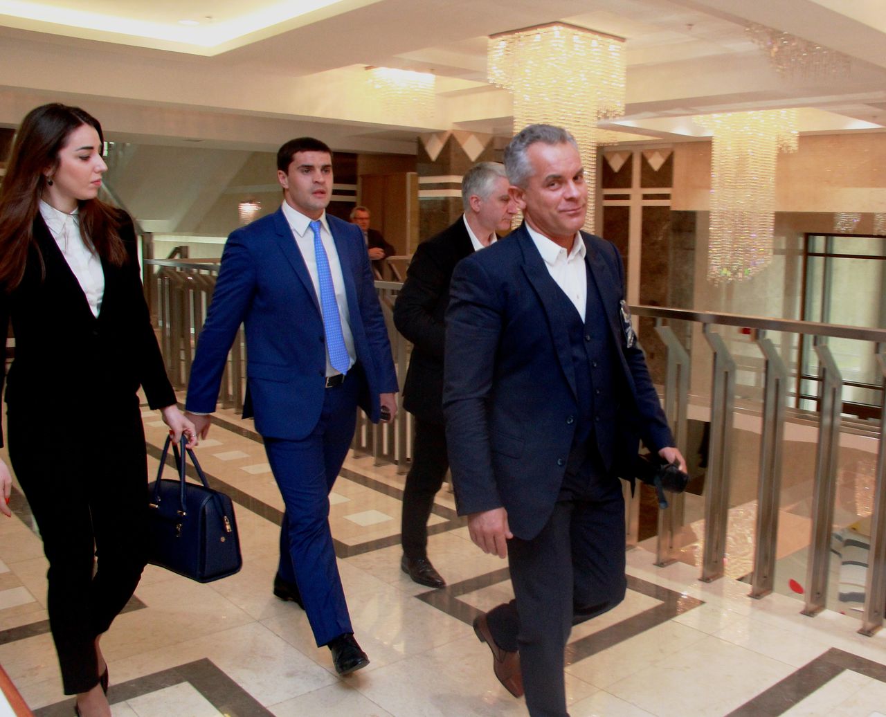 Fotoreportaj: Vizita lui Vlad Plahotniuc la Parlament