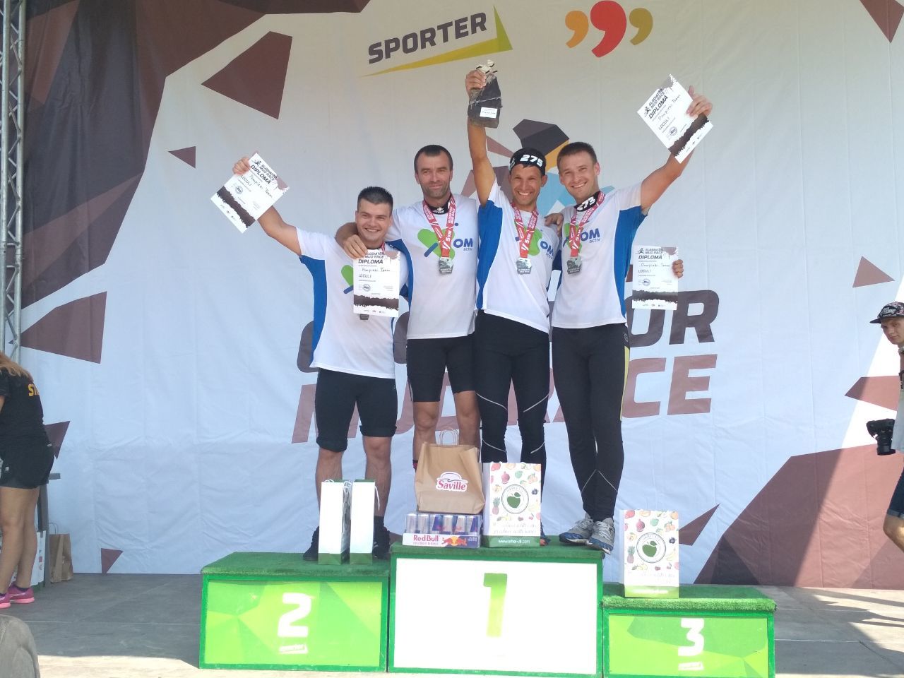 Стали известны победители экстремальной гонки “Glodiator Mud Race”