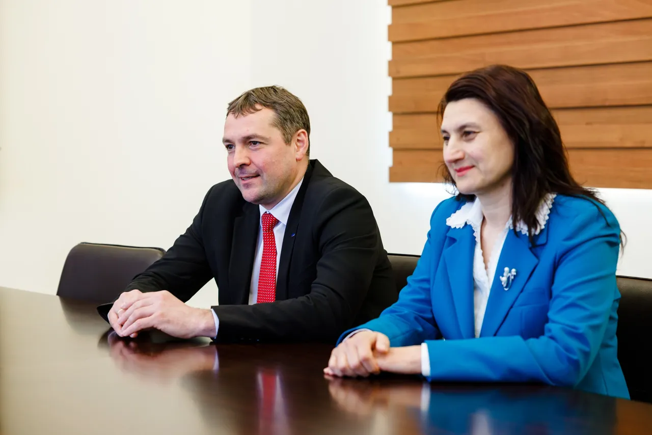 Минфин будет сотрудничать с Junior Achievement в финансовом образовании