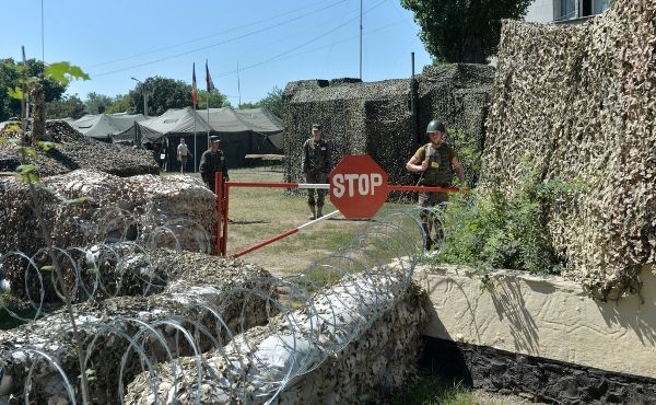 Военнослужащие Нацармии участвуют в тактических учениях