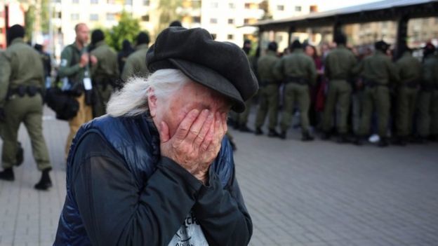 В Беларуси прошли массовые задержания на "Женском марше" протеста