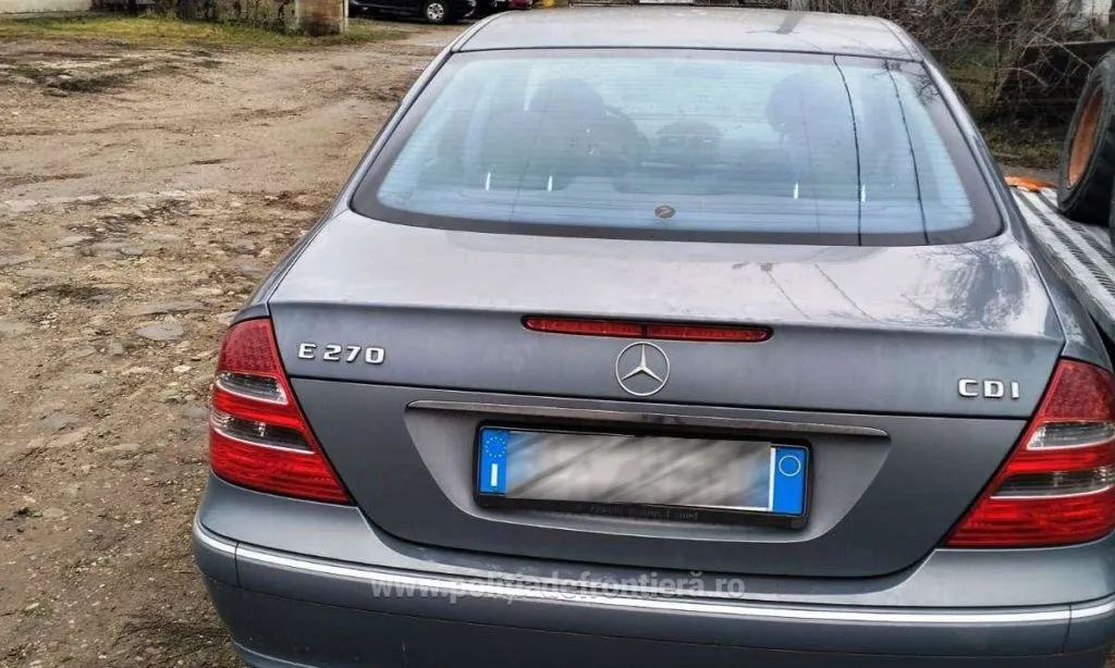 На КПП "Албица" у молдаванина конфисковали автомобиль