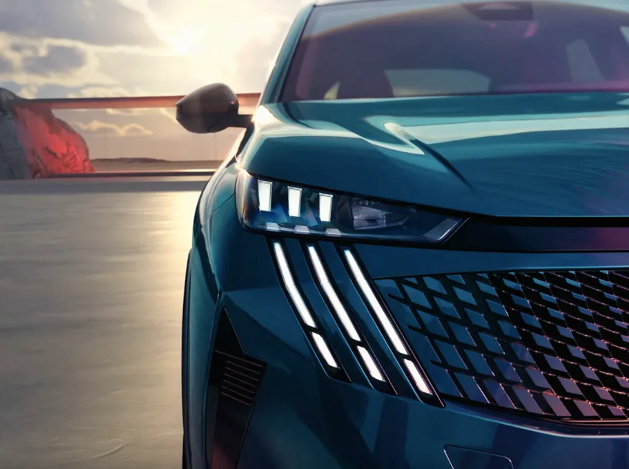 Peugeot представил кроссовер 3008 нового поколения
