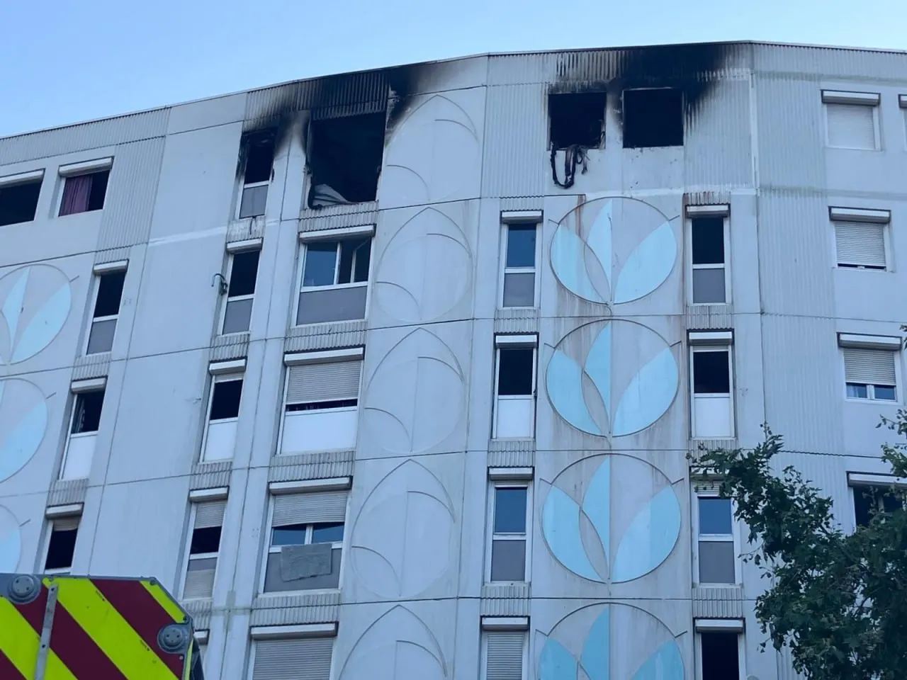 В многоквартирном доме в Ницце произошел пожар: подозревают поджог