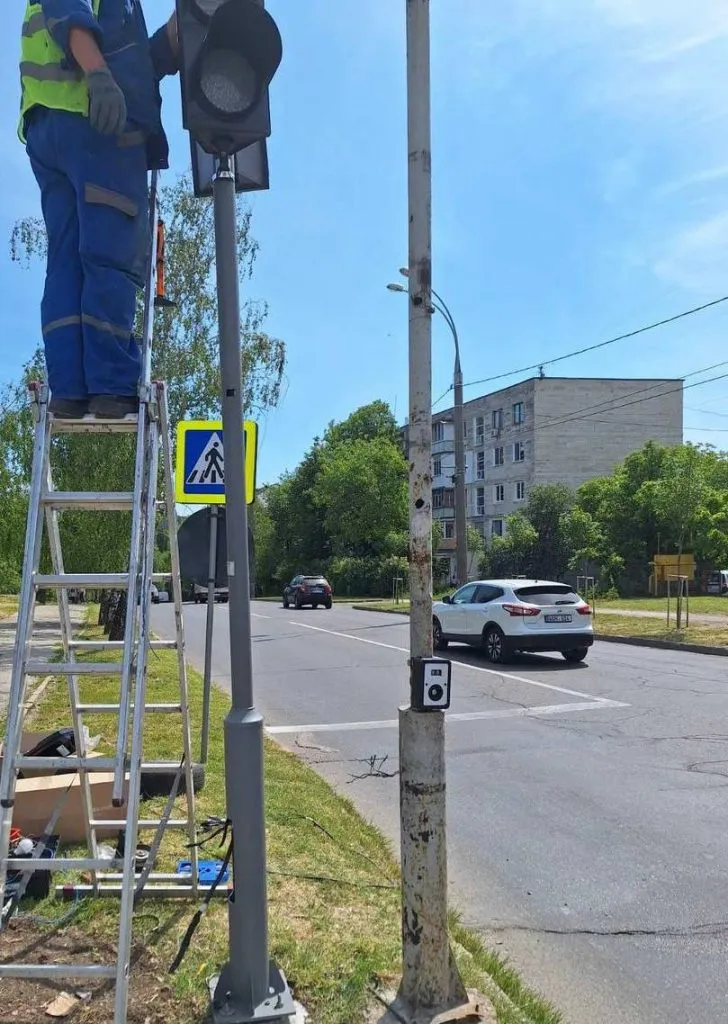В столичном секторе Рышкановка установили два новых светофора