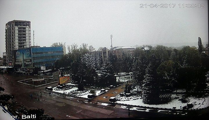 Aceeași țară, 2 anotimpuri: nordul ţării a scăpat de calamitate