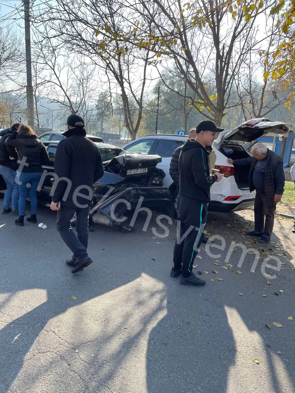 Возле парка "Валя Морилор" произошло ДТП с участием трех автомобилей