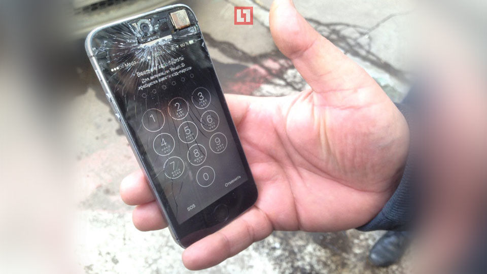 Житель Москвы попал в реанимацию после удара током от iPhone 5S