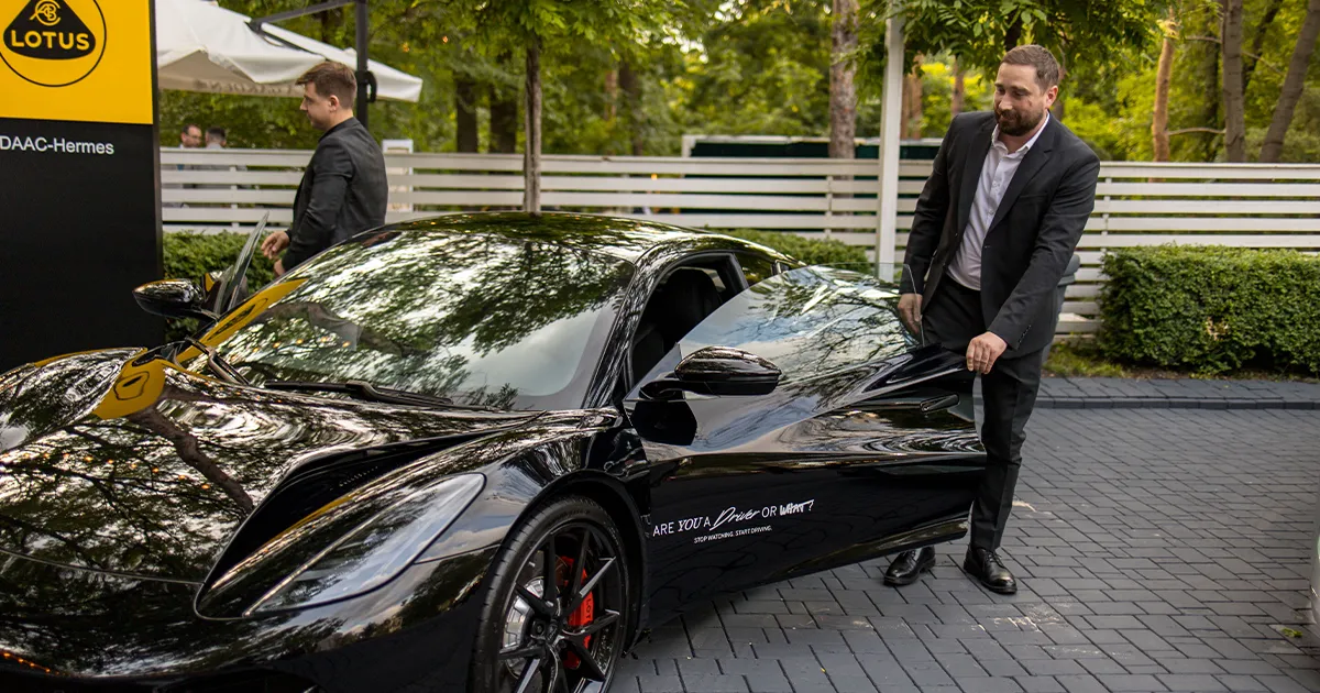 Lotus la King’s Birthday Party 2026: Spirit britanic într-o atmosferă de diplomație și rafinament