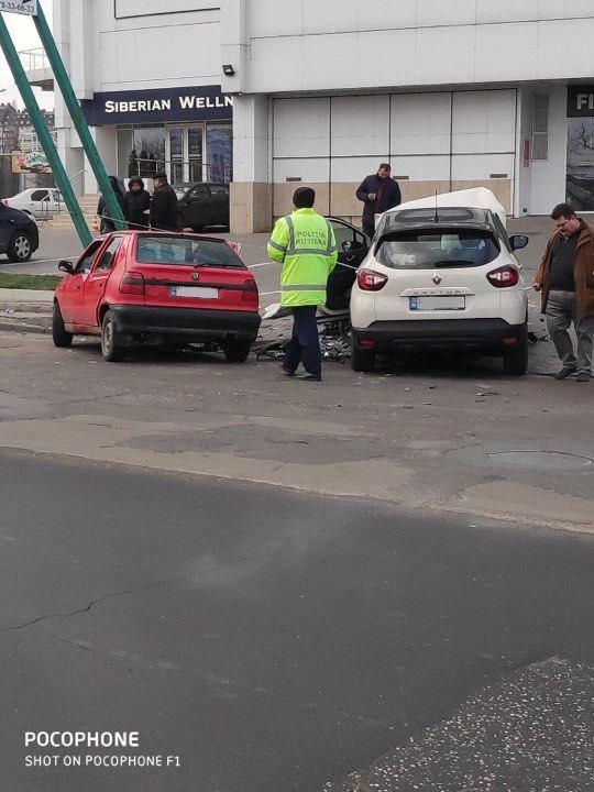 В Кишиневе в результате ДТП пострадали два человека