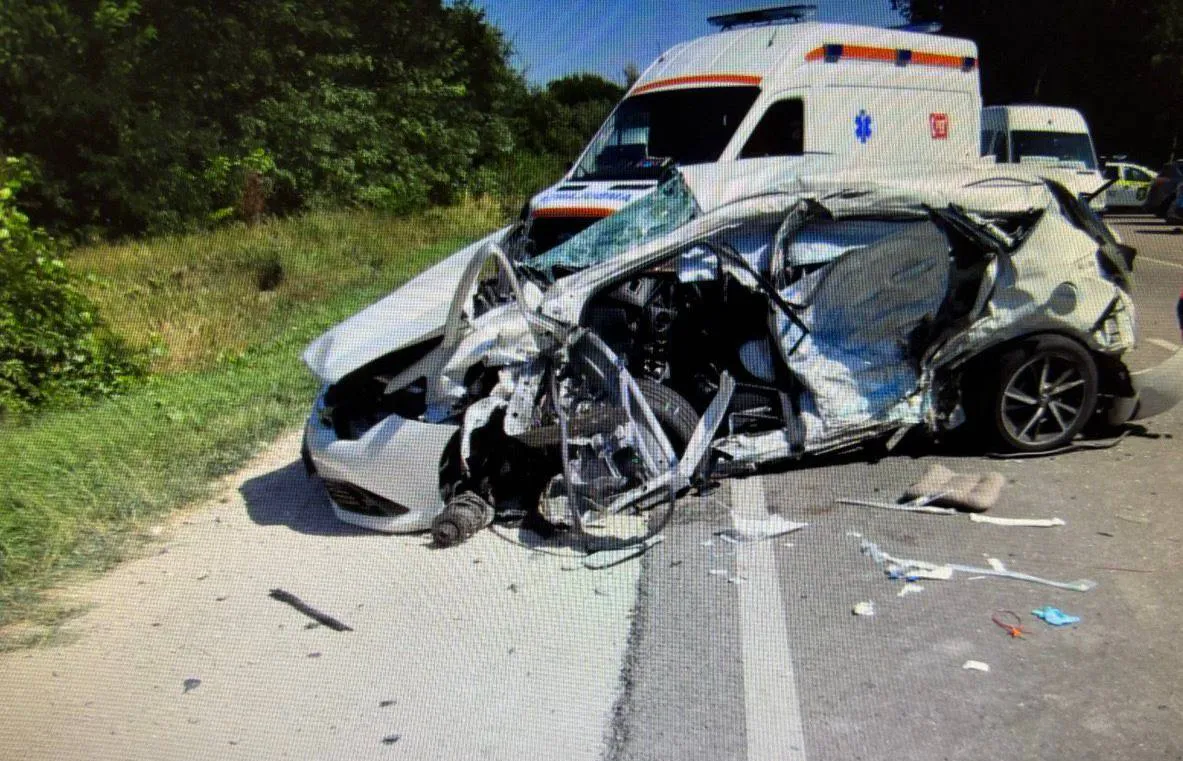 На трассе Кишинев — Унгены произошло ДТП: погибла 24-летняя женщина