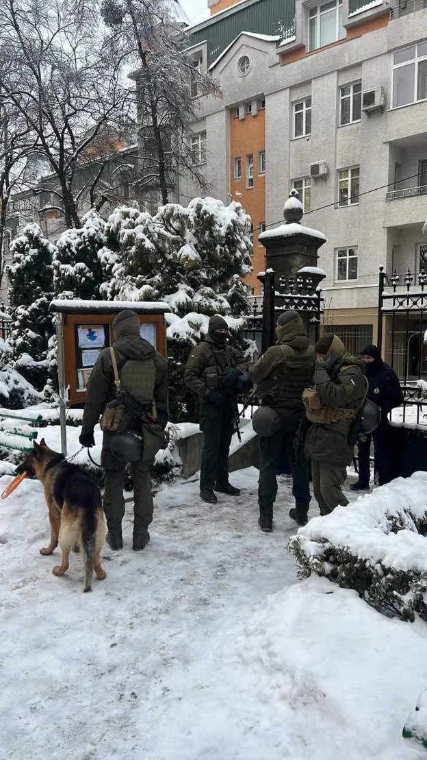 СБУ проводит обыски в церквях УПЦ в девяти областях Украины