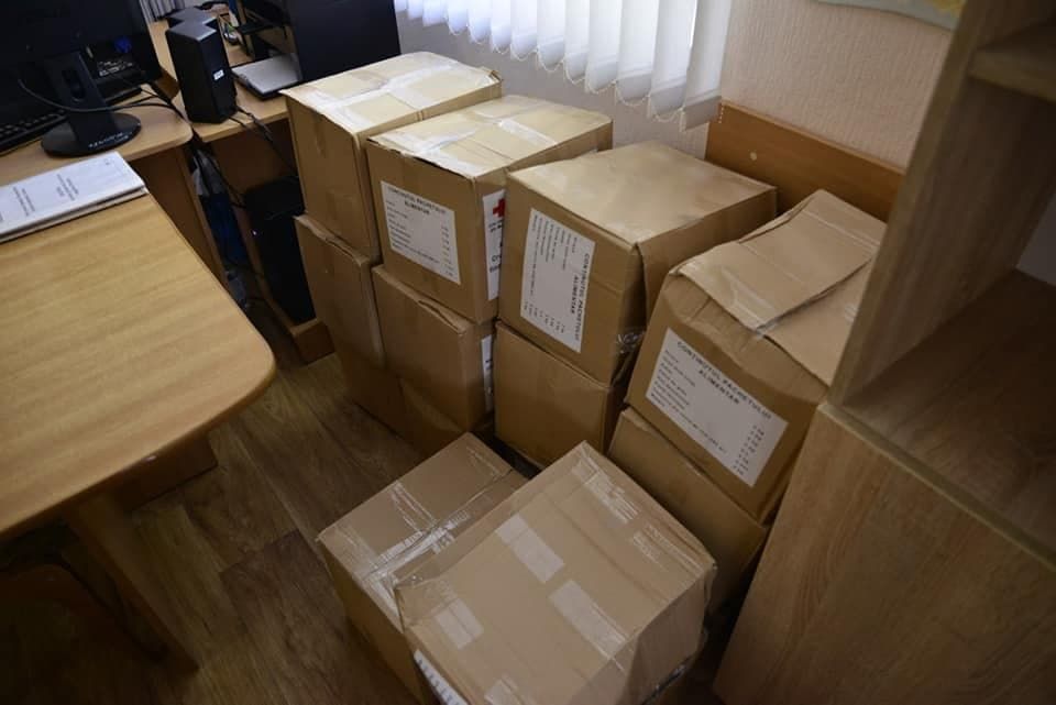 Красный Крест предоставил нуждающимся гражданам 400 продуктовых наборов