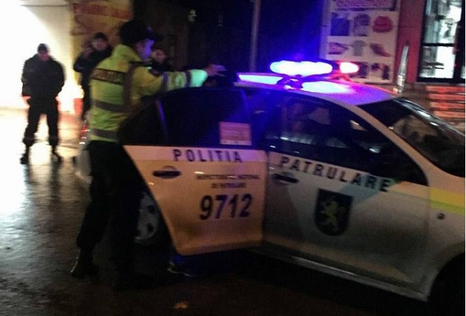 A furat telefoane în sumă de 80.000 de lei. Tânărul, reținut