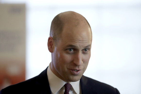 Prințul William s-a ras, după ce s-a săturat de glumele lui Harry