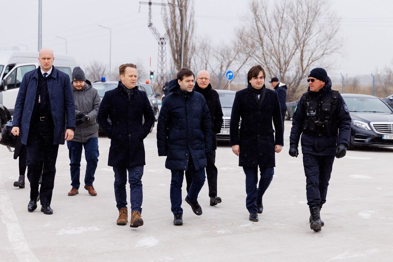 Попеску и его датский коллега посетили КПП Паланка