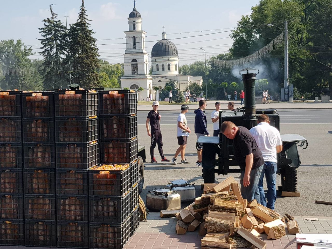 Протесты в Кишиневе: на площади установили палатки