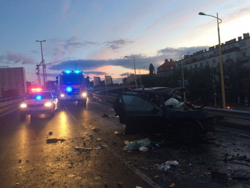 В Будапеште микроавтобус с гражданами Молдовы попал в аварию