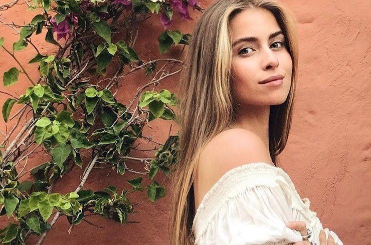 17-летняя внучка Софии Ротару поделилась фото с роскошного отдыха во Франции