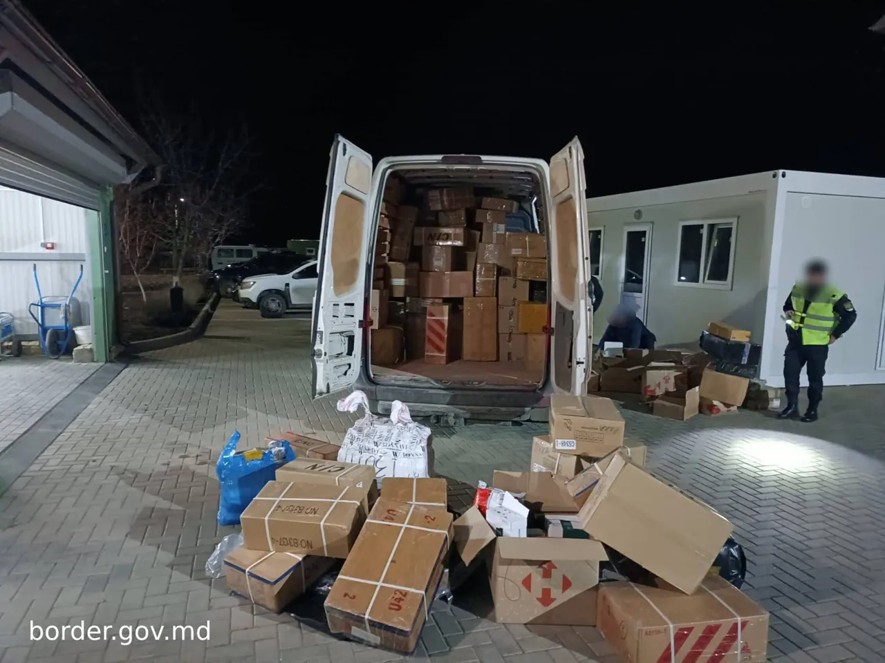 На КПП "Тудора-1" конфисковали контрабанду товаров на 1 миллион леев