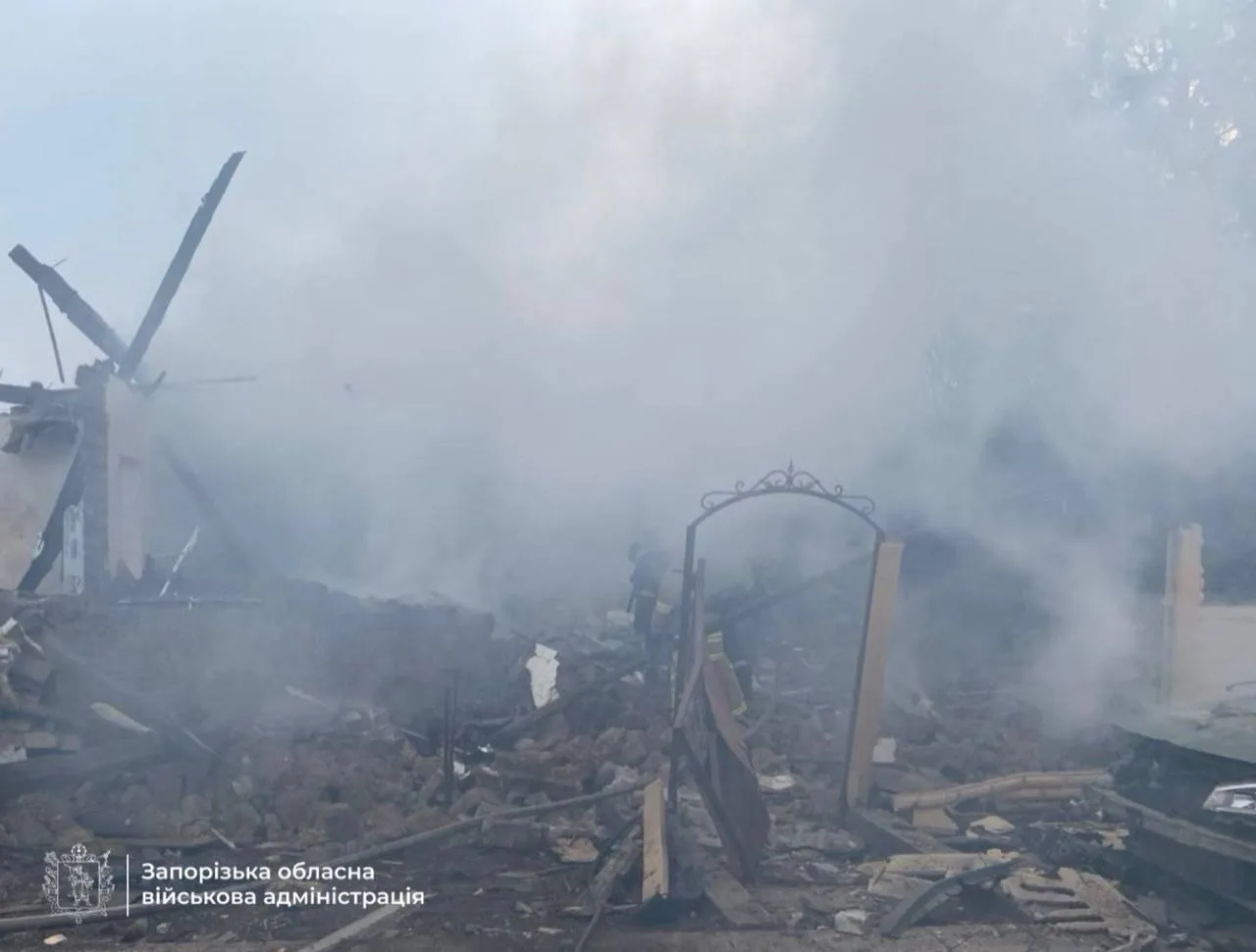 При атаке России на Запорожье два человека погибли, семь ранены