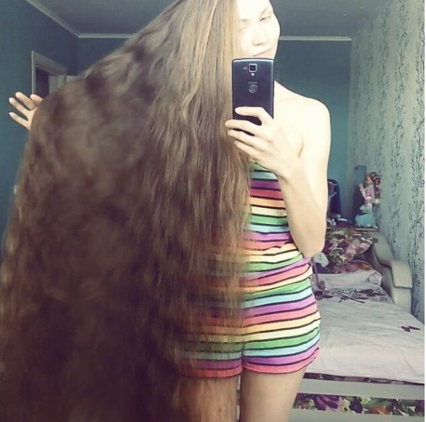 Фанатка Рапунцель уже 13 лет отказывается стричься