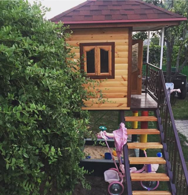 У трехлетней дочери Адриана Урсу есть свой дом