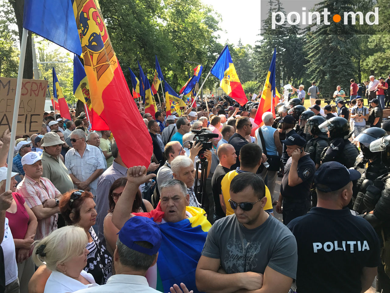В Кишиневе прошли протесты против смешанной системы выборов