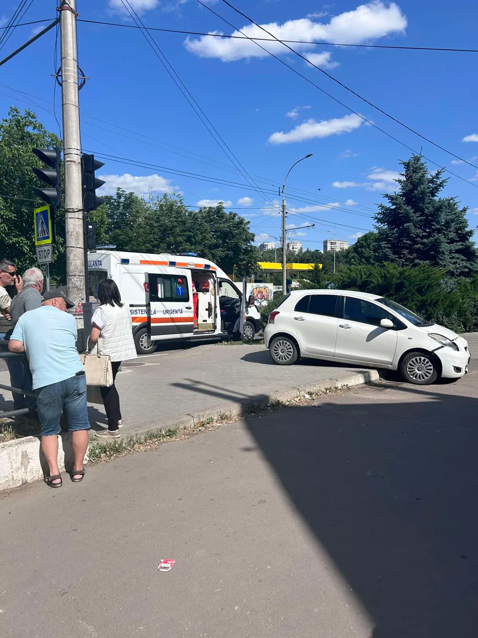 В Кишиневе водитель сбил на тротуаре 9-летнюю девочку