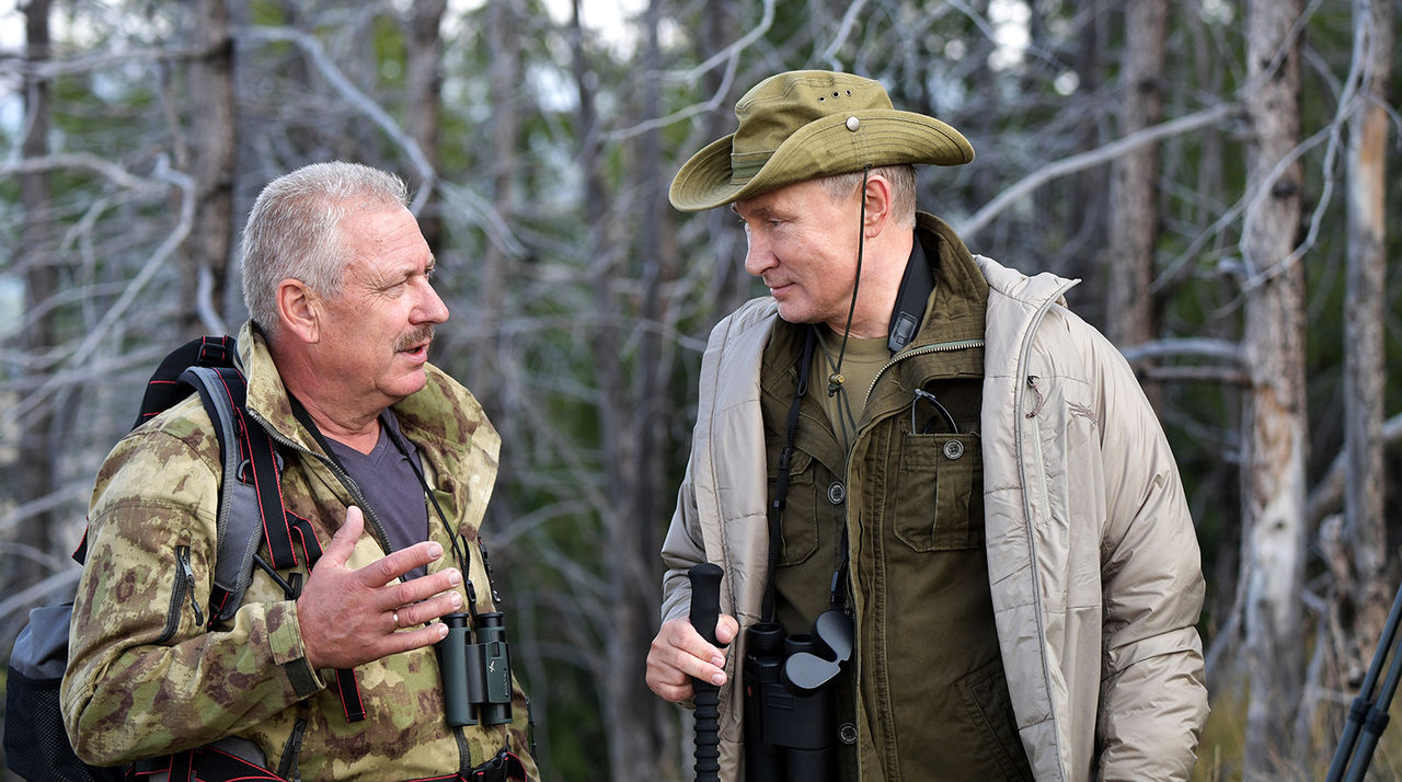 Опубликованы фотографии и видео отдыха Путина в Тыве