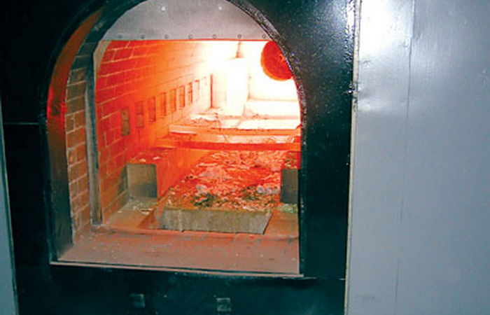 Incinerarea, o soluţie pentru cimitirele pline?