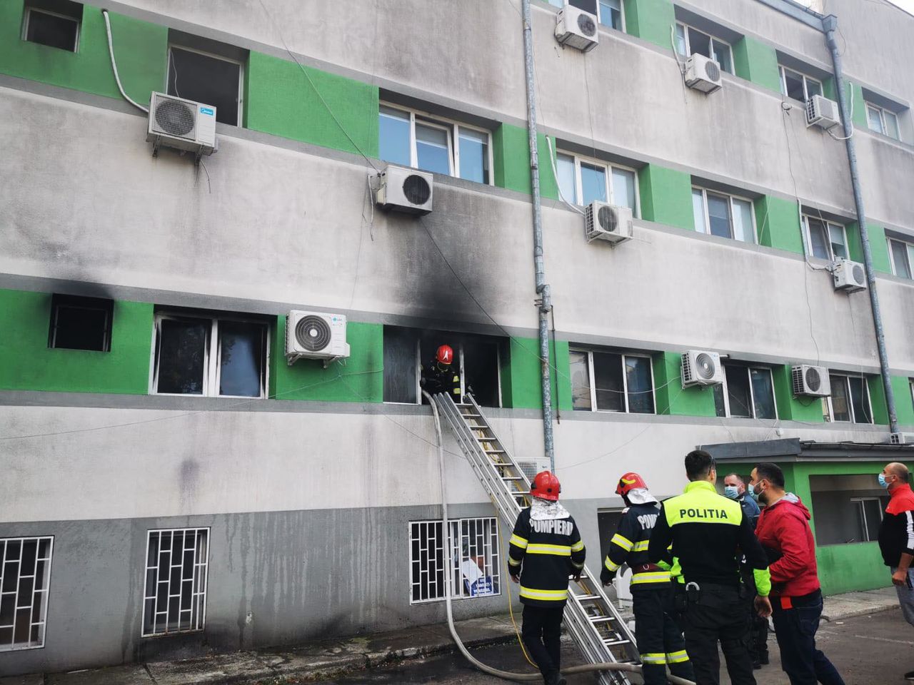 Пожар в больнице Констанцы: сообщается о 9 погибших