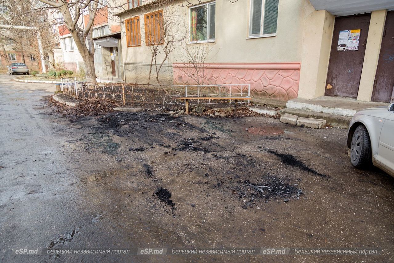 Обе сгоревшие прошлой ночью в Бельцах машины принадлежали одной семье