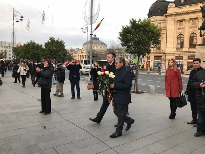 Dorin Chirtoacă, la funeraliile Regelui Mihai. Cum a semnat în cartea de condoleanțe
