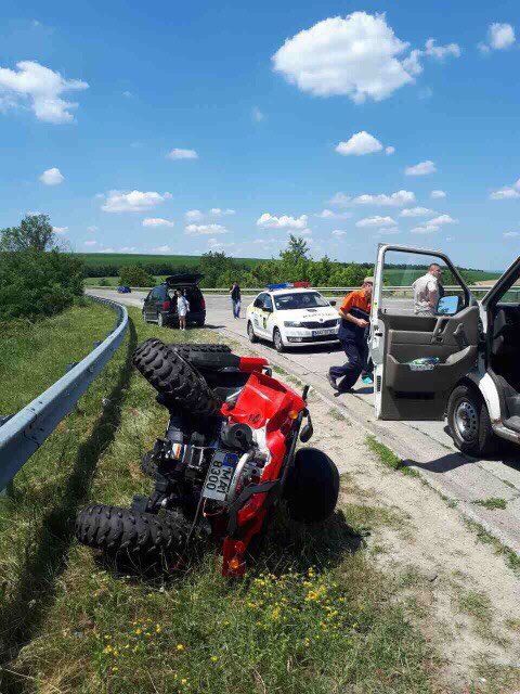 Un ATV al Poliției de Frontieră, implicat în accident. Un polițist, la spital
