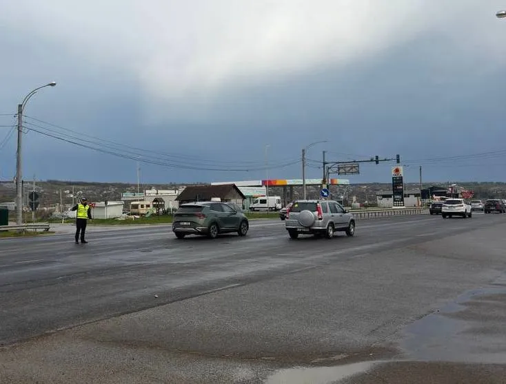 Trafic aglomerat pe traseele de intrare în Capitală