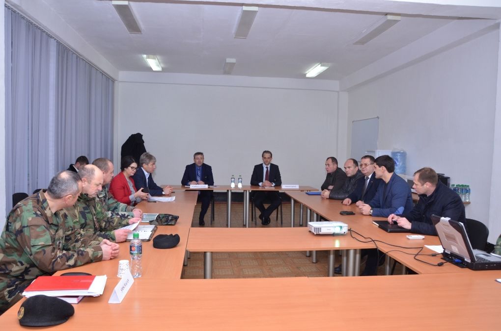 Парламентарии провели инспекцию на военных объектах минобороны