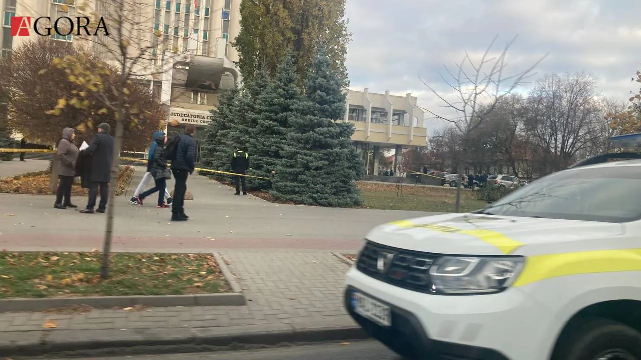 В Кишинёве поступило сообщение о бомбе в здании суда